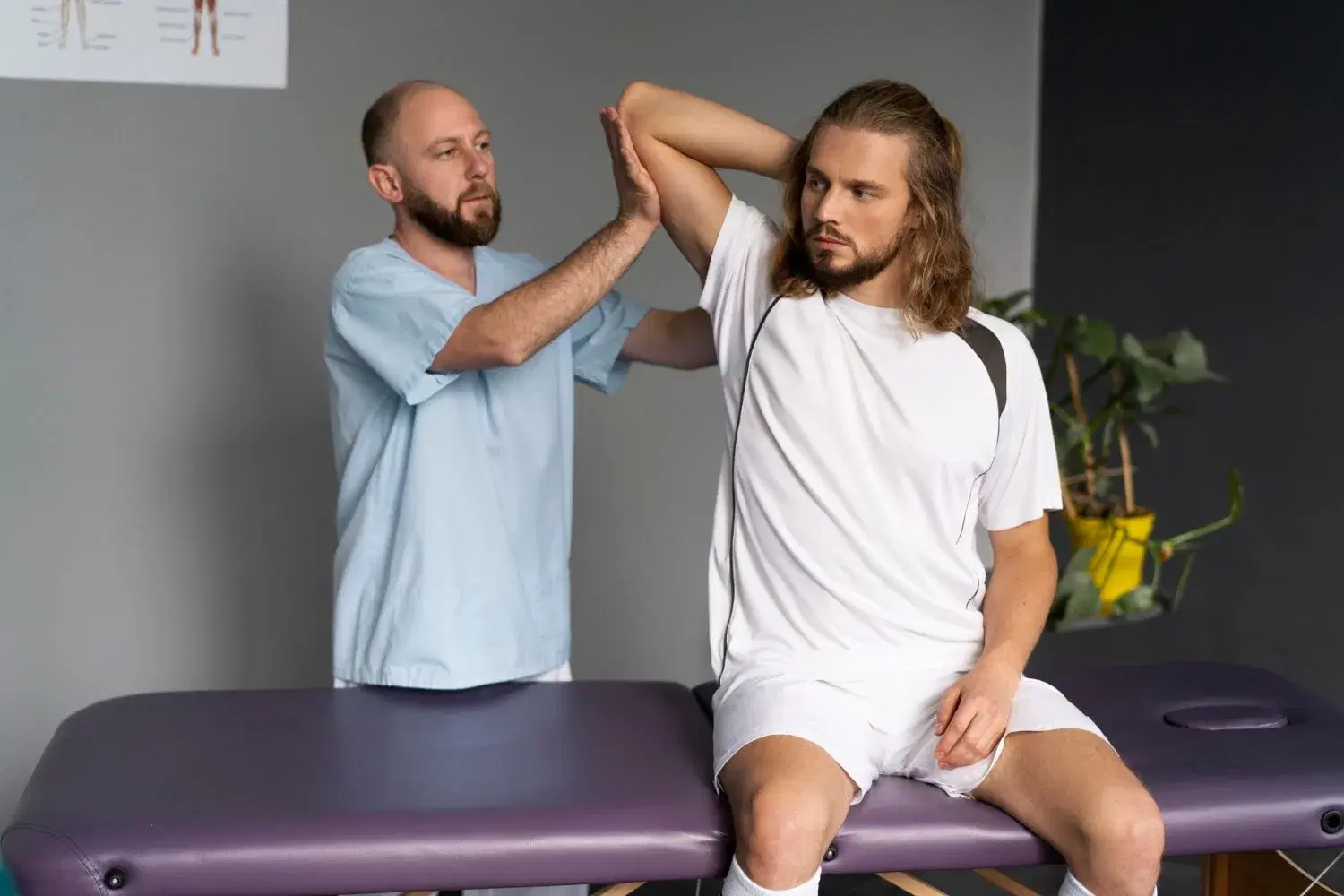 Orthopaedic assessment of a patient's shoulder injury